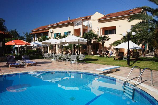 Poseidon Apartments Агиос-Гордиос Экстерьер фото