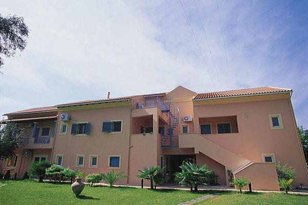 Poseidon Apartments Агиос-Гордиос Экстерьер фото