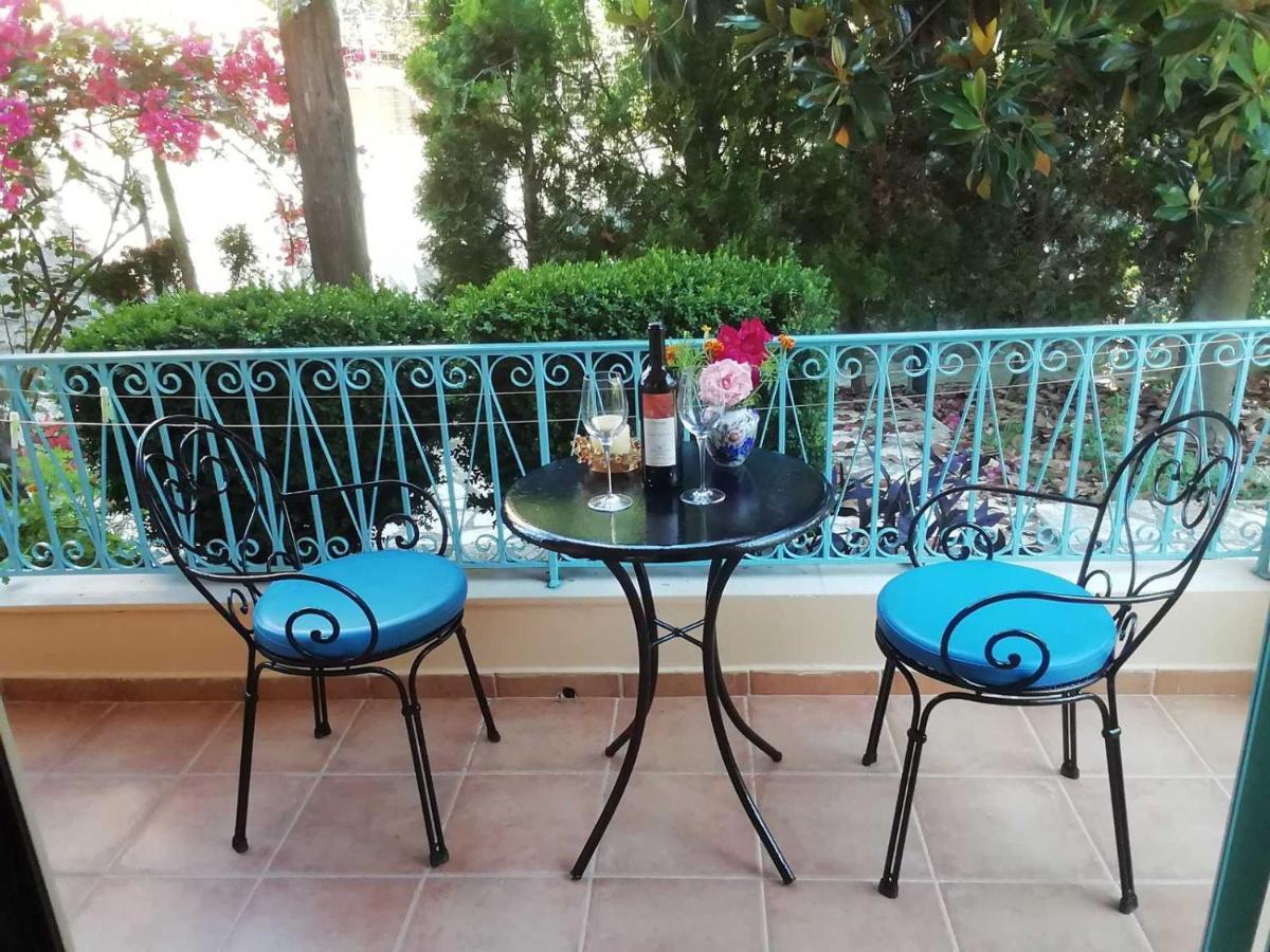 Poseidon Apartments Агиос-Гордиос Экстерьер фото